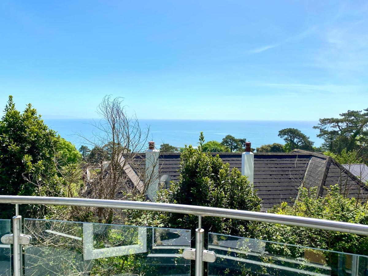 One Of The Best Properties In Lyme! Breathtaking Views Across The Whole Bay. 3 Stories With 2 Tier Veranda Around The Property. Sleeps 6 Lyme Regis Ngoại thất bức ảnh